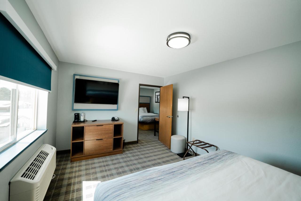 Americinn By Wyndham Tomahawk Bagian luar foto