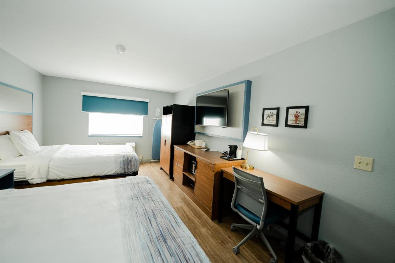 Americinn By Wyndham Tomahawk Bagian luar foto