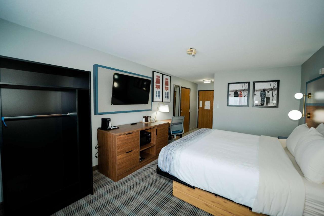 Americinn By Wyndham Tomahawk Bagian luar foto