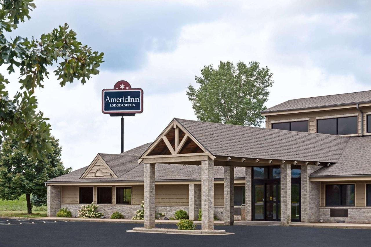 Americinn By Wyndham Tomahawk Bagian luar foto