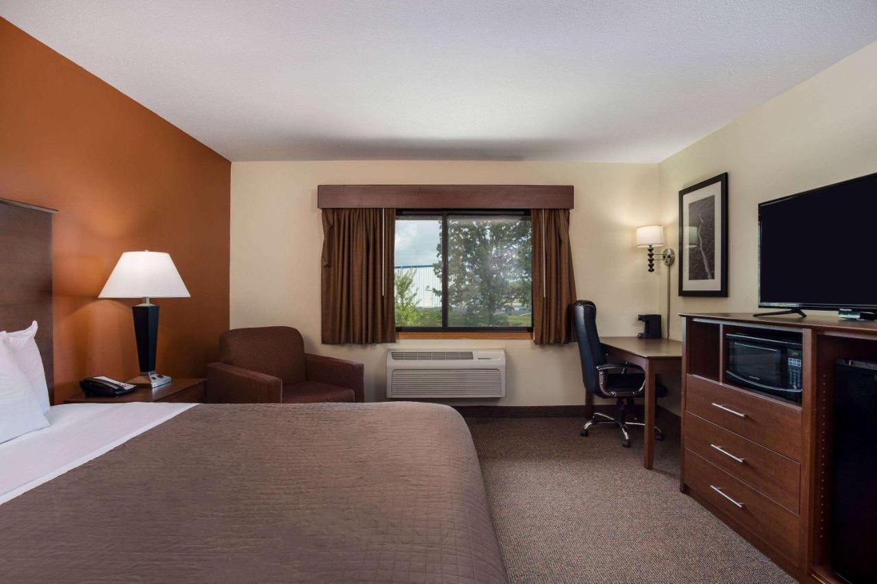 Americinn By Wyndham Tomahawk Bagian luar foto